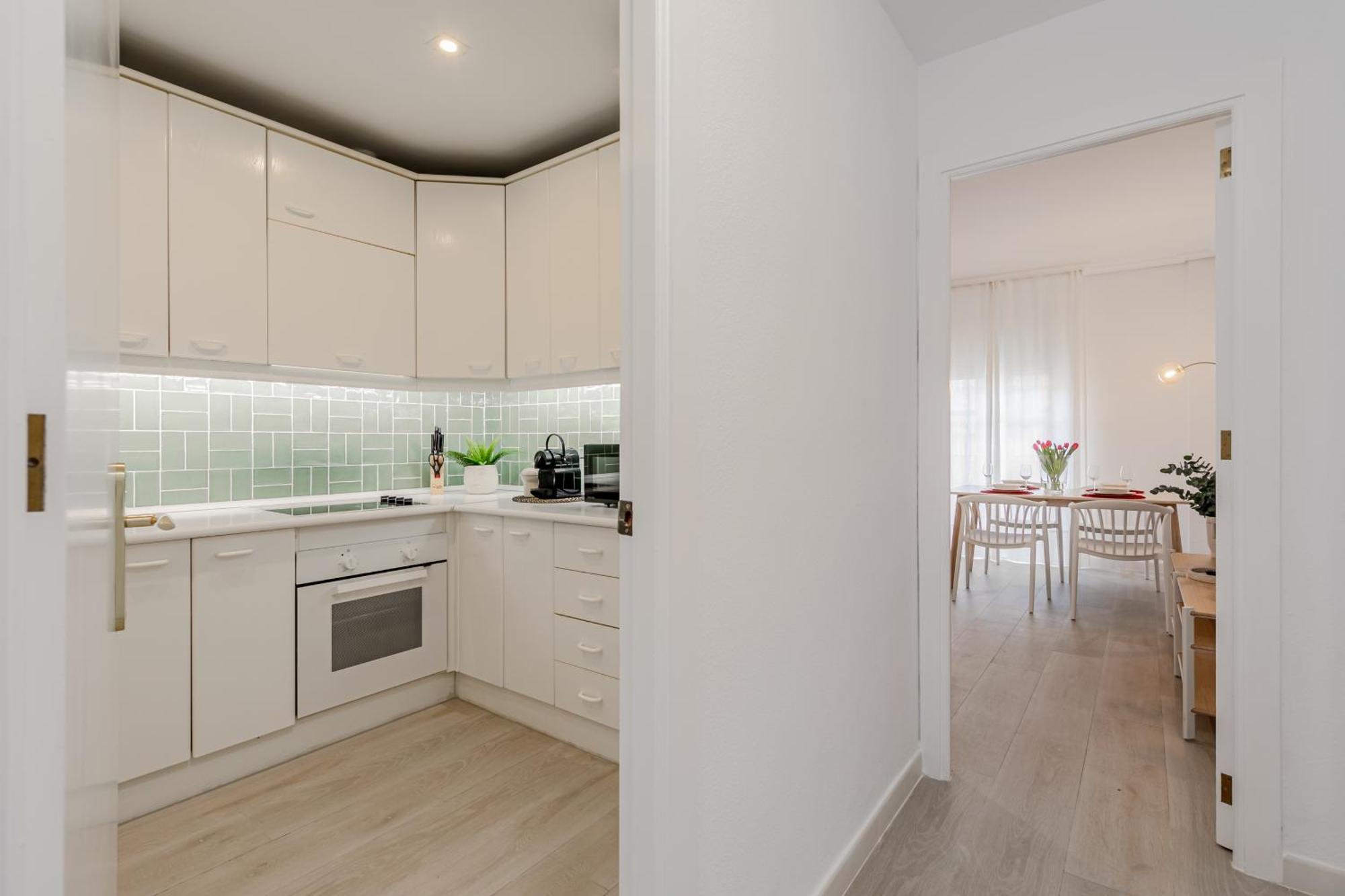 Isg Apartments Becquer Free Parking Inside The Building Sevilla Eksteriør bilde