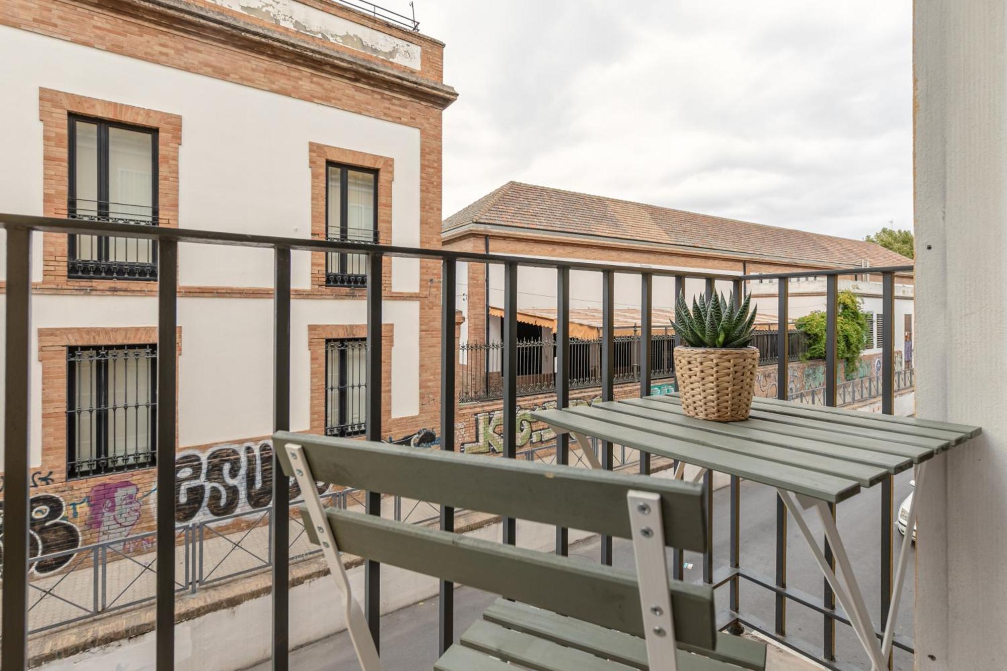 Isg Apartments Becquer Free Parking Inside The Building Sevilla Eksteriør bilde